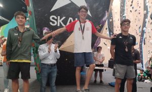 El emeritense Iker García logra la medalla de bronce en el Campeonato de España de Escalada en Edad Escolar celebrado el pasado fin de semana en Burgos