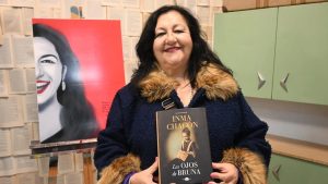 Los ojos de Bruna, la última novela de Inma Chacón, se presenta mañana en la Biblioteca Municipal