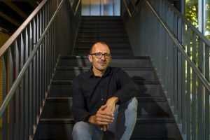 Los escritores Antonio Orihuela, Isaac Rosa y Joaquín Gómez estarán la semana que viene en la Biblioteca Municipal Juan Pablo Forner