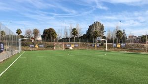 El Complejo Deportivo de La Paz cuenta con una nueva pista externa con moqueta de césped