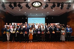Mérida y el resto de ciudades del Grupo de Ciudades Patrimonio de la Humanidad  y Tinta Blanca presentan una colección de 15 libros que representa un viaje tranquilo por la historia, la cultura, la belleza, las emociones y la memoria a través de escritos e ilustraciones de firmas de prestigio