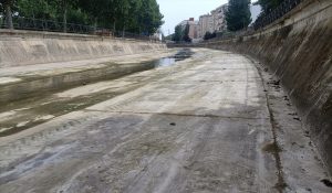 En estos días se está procediendo a una nueva limpieza del cauce del Albarregas