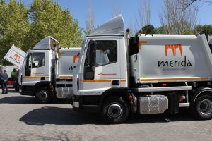 FCC presenta diez nuevos vehículos para recogida, limpieza y parques y jardines
