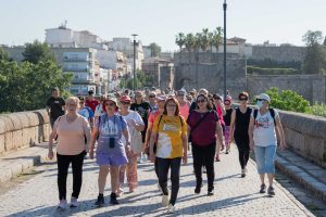 El Parque de las Siete Sillas ha acogido el final de la “Marcha por la Salud de las mujeres” con numerosas actividades y la lectura de un manifiesto