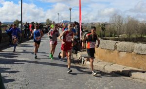 La próxima Media Maratón de Mérida se traslada de forma excepcional al próximo 2 de octubre y será una prueba nocturna