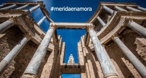 El Ayuntamiento convoca un concurso para simbolizar el #meridaenamora como imagen