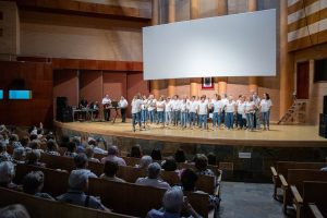 El ayuntamiento felicita a las directoras y directores de los Centros de Mayores de la ciudad y a todos sus trabajadores “por la implicación y compromiso” en todas las actividades programadas junto con el consistorio durante todo el año para nuestros mayores