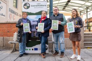 Alumnado y docentes del I.E.S. Extremadura ponen en marcha la Campaña de Concienciación Ciudadana “Cuidemos Nuestro Entorno” con el objetivo de cuidar y preservar el patrimonio natural e histórico de Mérida