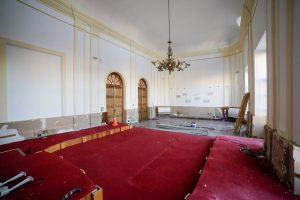 Las obras de tecnificación del Salón de Plenos permitirán una accesibilidad total y ampliar la difusión de las actividades de la Corporación Municipal