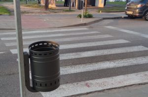 Comienza la instalación de 400 papeleras en las barriadas de nueva creación de Mérida
