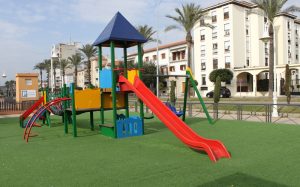 Iniciado el proyecto de adecuación de distintas áreas infantiles de la ciudad