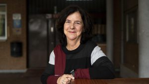 Pilar Galán presenta en la biblioteca municipal su libro de relatos ‘El peso exacto de los días’