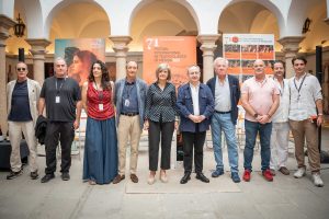 El portavoz destaca en la presentación de la obra italiana “Edipo Rey” que el Festival de Mérida “ no es un museo, sino el espejo” donde se reflejan los temas universales y atemporales de la cultura grecolatina con el presente