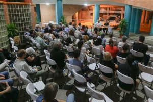 La biblioteca municipal presenta esta semana el poemario de Esteban Beltrán, la obra Conversaciones con Miguel Vargas y una novela histórica de Paz Fanlo