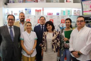 El Ayuntamiento se suma a la campaña de prevención de consumo de alcohol en menores con las  farmacias de Extremadura