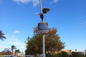 El Ayuntamiento instala doce sistemas de control de velocidad de carácter pedagógico en algunas de las principales avenidas