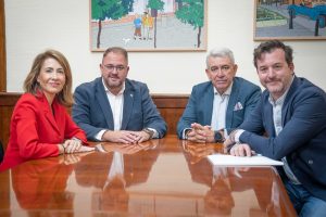 El alcalde agradece a la presidenta de Paradores de Turismo de España la inversión destinada al Parador emeritense, que constituye un “importante” motor de dinamización turística y comercial en la ciudad