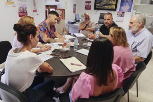 El Ayuntamiento comienza con la organización de la  XV edición de la Gala Drag “Tomas Bravo” 2023