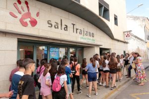 El alcalde critica el cierre de la Sala Trajano por parte de la Junta de Extremadura como espacio escénico tras más de 70 años activo en la ciudad
