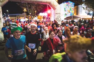 Mil trescientos corredores participan hoy en la San Silvestre que cierra el año deportivo con pruebas para todas las edades