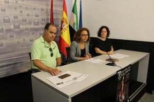 El Festival Folclórico de los Pueblos del Mundo hace parada hoy en Mérida en el Acueducto de Los Milagros
