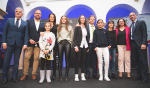 El claustro de Santa Clara ha acogido el sorteo de emparejamientos de la Supercopa de España Femenina que se celebra en Mérida del 18 al 22 de enero
