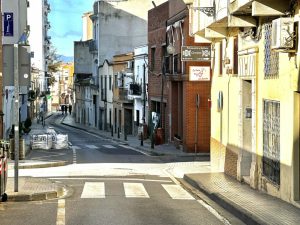 El lunes comienza la primera fase de la transformación en plataforma única de Suárez Somonte, al tiempo que se abren al tráfico las calles Graciano y John Lennon