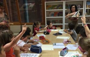 La Navidad llega a las bibliotecas municipales con el taller ‘Libros con sabor a Navidad’