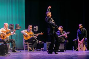 La Familia Vargas y su Zambomba Flamenca en la Plaza de España