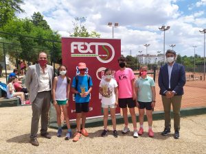 Alumnos de la Escuela Municipal de Tenis participan en la Fase Autonómica de los Judex