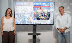 El Día de la Bicicleta de la Feria invita a las familias a disfrutar de una jornada deportiva y de convivencia por las calles de Mérida