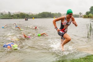 Mérida se convierte este fin de semana en la capital del triatlón español con la participación de 800 deportistas
