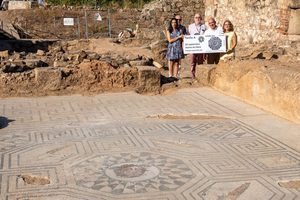 El mosaico de Medusa, en la Huerta de Otero, protagonista de un sello de Correos