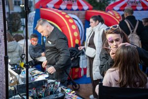 La Zona Sur-Bodegones acoge mañana sábado una jornada de actividades para toda la familia con el objetivo de dinamizar el comercio de proximidad