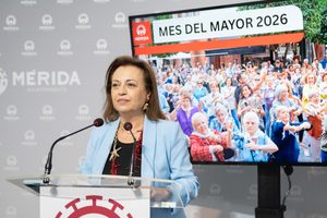 Mérida celebra el Mes del Mayor con una amplia programación de actividades lúdicas, deportivas y culturales que culminará con una fiesta de convivencia para más de 1.000 personas mayores
